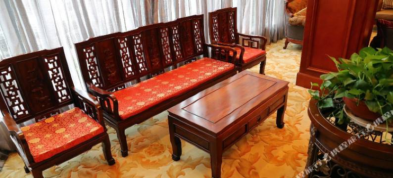 济南学人大厦酒店图片