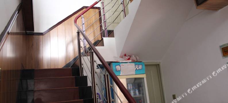 凤凰沱江企业宾馆图片