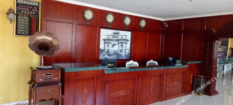 布尔津俄罗斯凯旋门大酒店图片