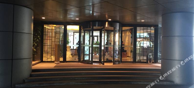 天津中心悦禾涉外服务公寓(天津滨江道店)图片