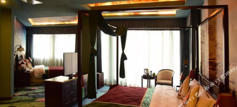 维家斯文化酒店(西南交大花照壁地铁站店)图片