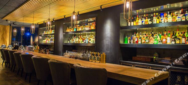 杭州拱墅运河广告产业园亚朵酒店图片