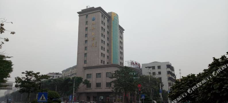 佛山江帆大酒店(白坭青年文化广场店)图片