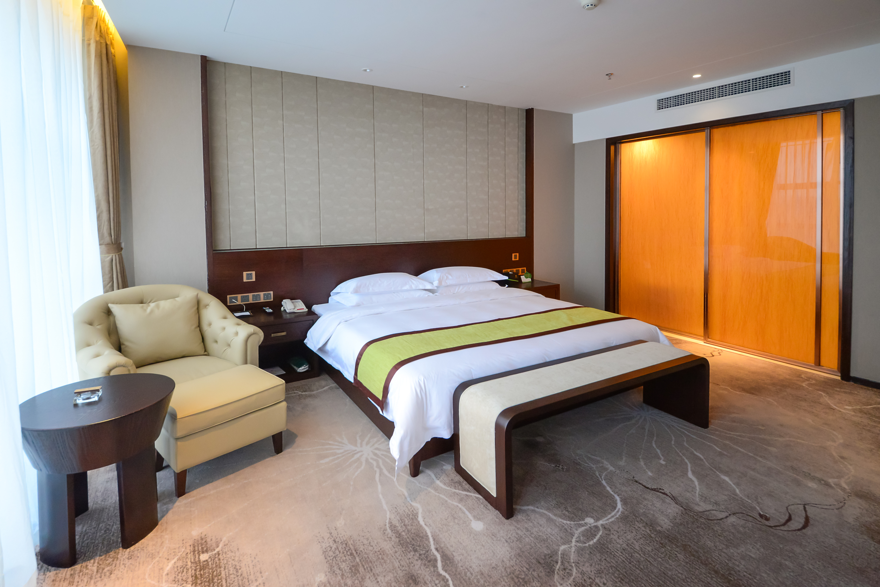 NATURAL TIANCHEN·LOTUS GRAND HOTEL Over view