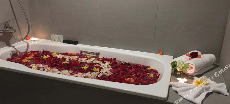 阿雅卡套房酒店(Ayaka Suites)图片