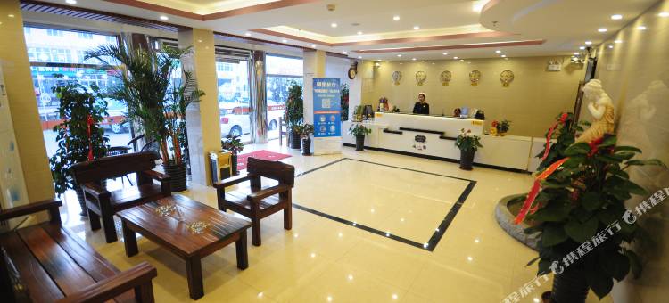 易居酒店(秦皇岛山海关火车站老龙头店)图片