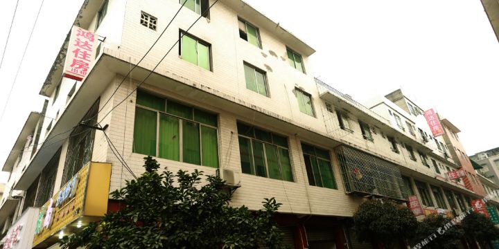 地址(位置,怎么去,怎么走):  成都市双流区龙桥小区24栋34号