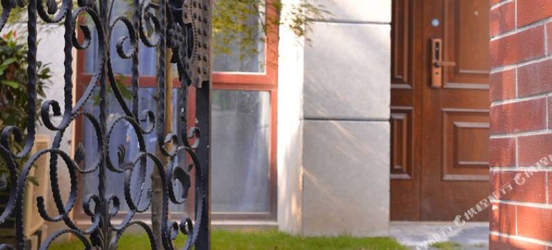 上海位于上海东郊靠近迪士尼的别墅图片