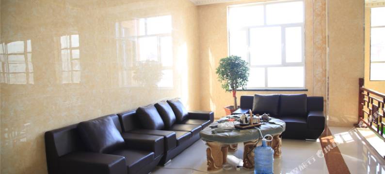 靖宇鹿鸣大酒店图片