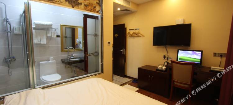 Q加·岭南人酒家住宿(信宜玉湖路店)图片