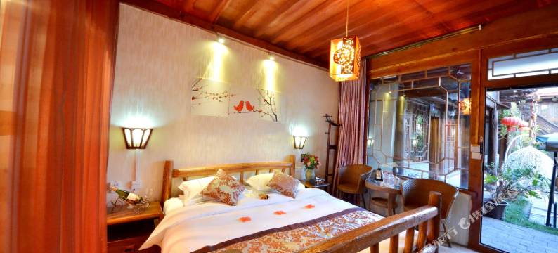 丽江夙昔云逸精品客栈图片