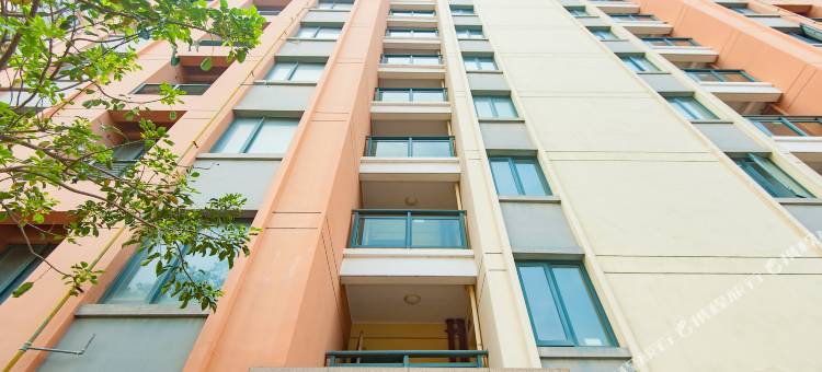 银滩上岛海景公寓(北海侨港风情街国际客运港店)图片