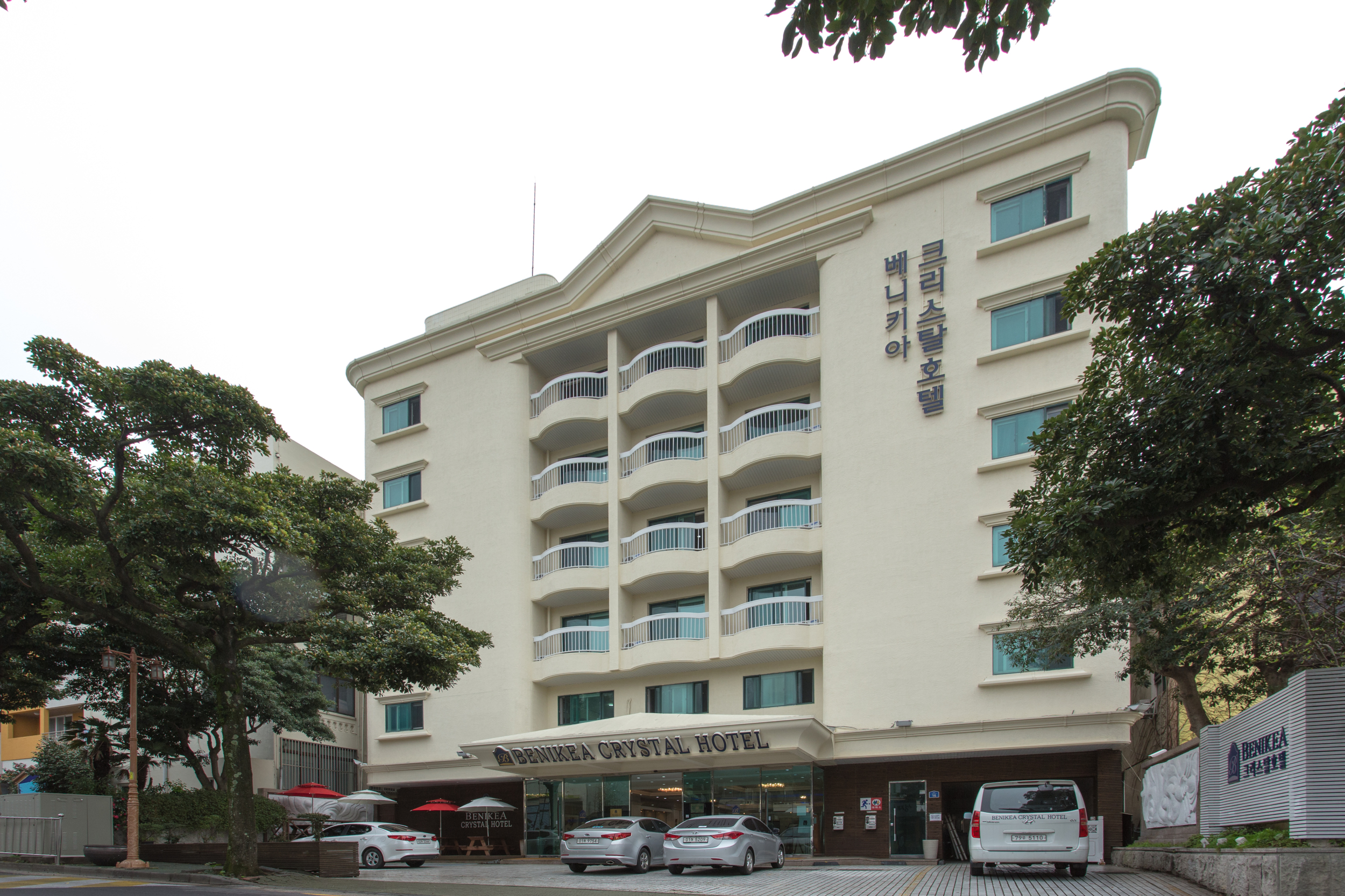 Benikea Jeju Crystal Hotel Over view