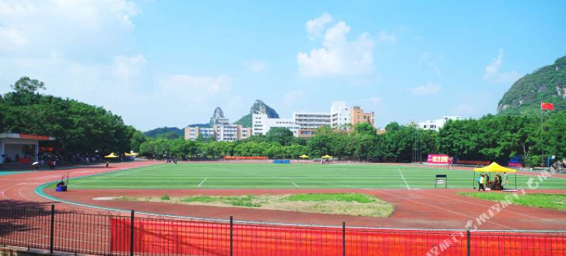 下一站柳州青年旅舍(城中万达广场广西科技大学南门店)图片