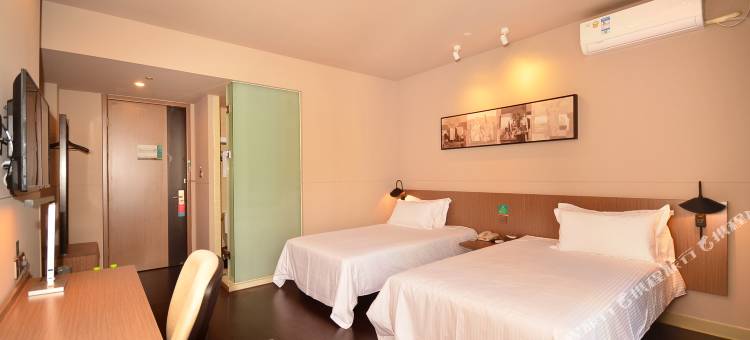 锦江之星品尚(武汉国际博览中心马鹦路地铁站店)图片