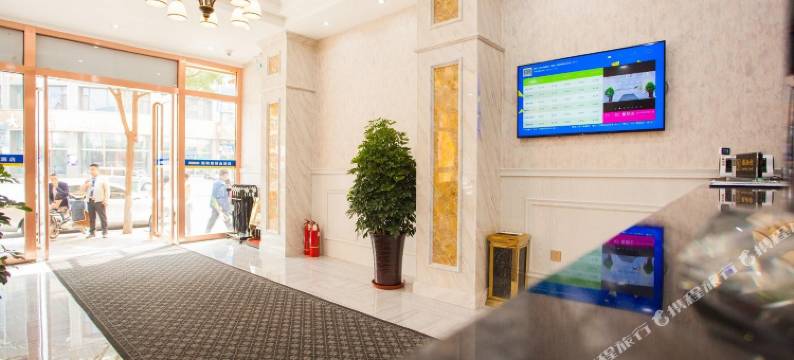 瑞特妮精品酒店(太原火车站服装城店)图片