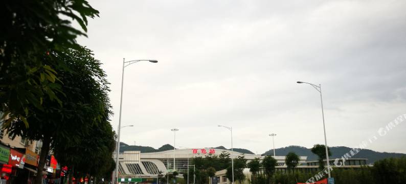 百色亿隆便捷酒店图片