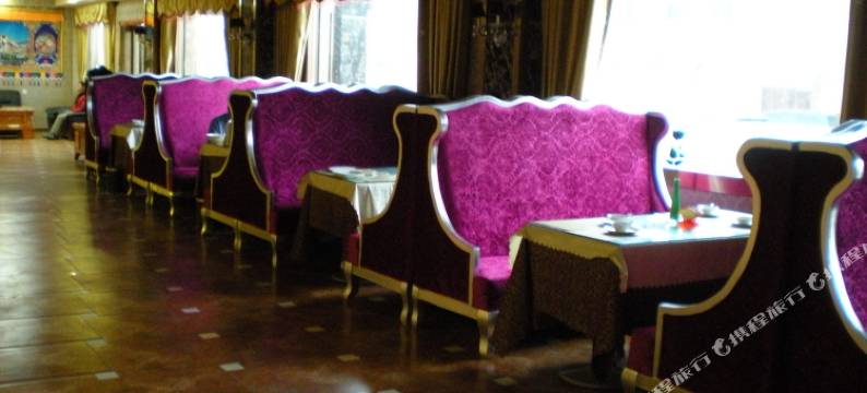 囊谦阿客酒店图片