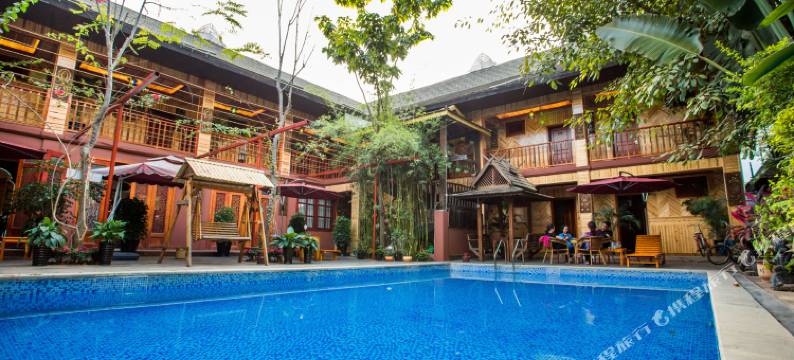 西双版纳三和居客栈图片