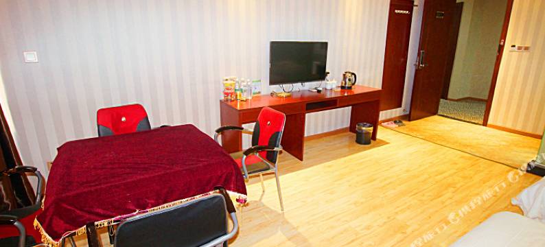 襄阳艾尚屋温馨酒店(民发世界城店)图片