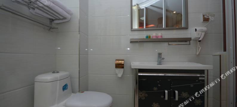 保定悦时尚主题宾馆(清苑职教中心店)图片