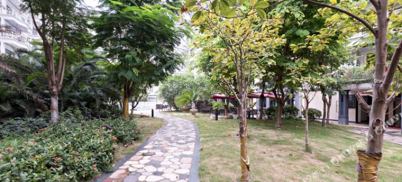 广州双地铁上盖loft复式公寓图片