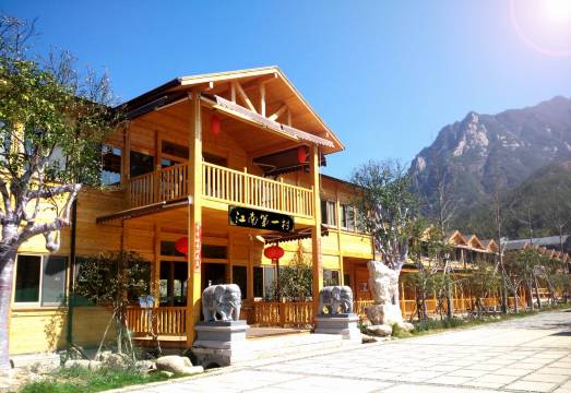 绩溪江南第一村木屋客栈