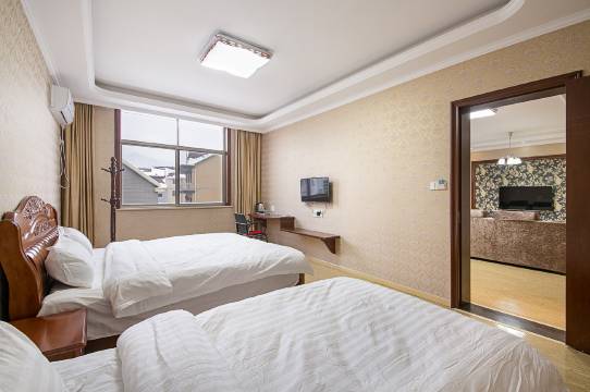 桐庐背脊山民宿