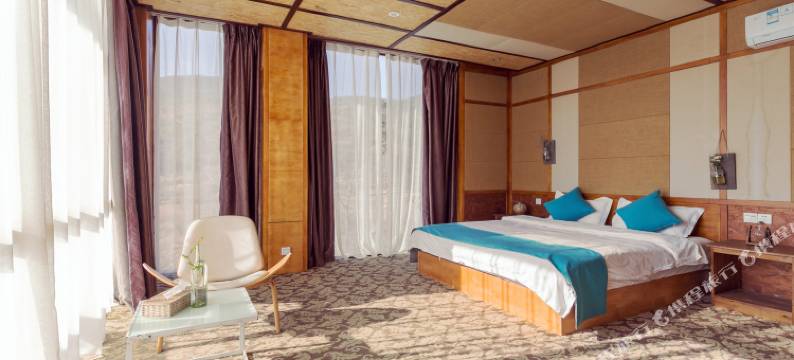 丽江山下的院子客栈图片