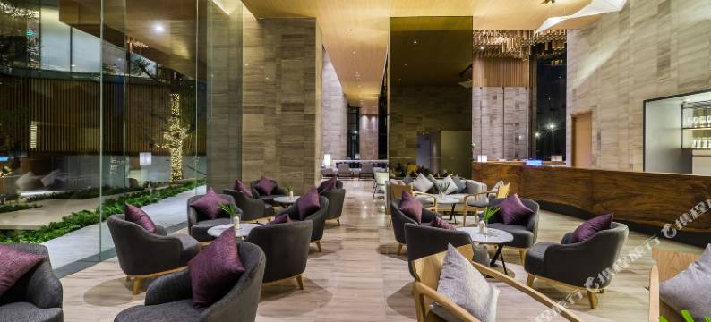 阿里兹水疗酒店(Arize Hotel Sri Racha)图片