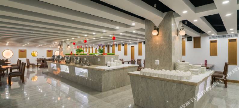 西双版纳景洪美度大酒店(热带花卉园傣乡水城店)图片