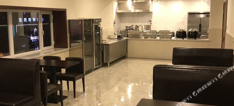 天津爱在春天商务酒店(静海一中店)图片