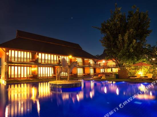 查亞度假村和温泉酒店