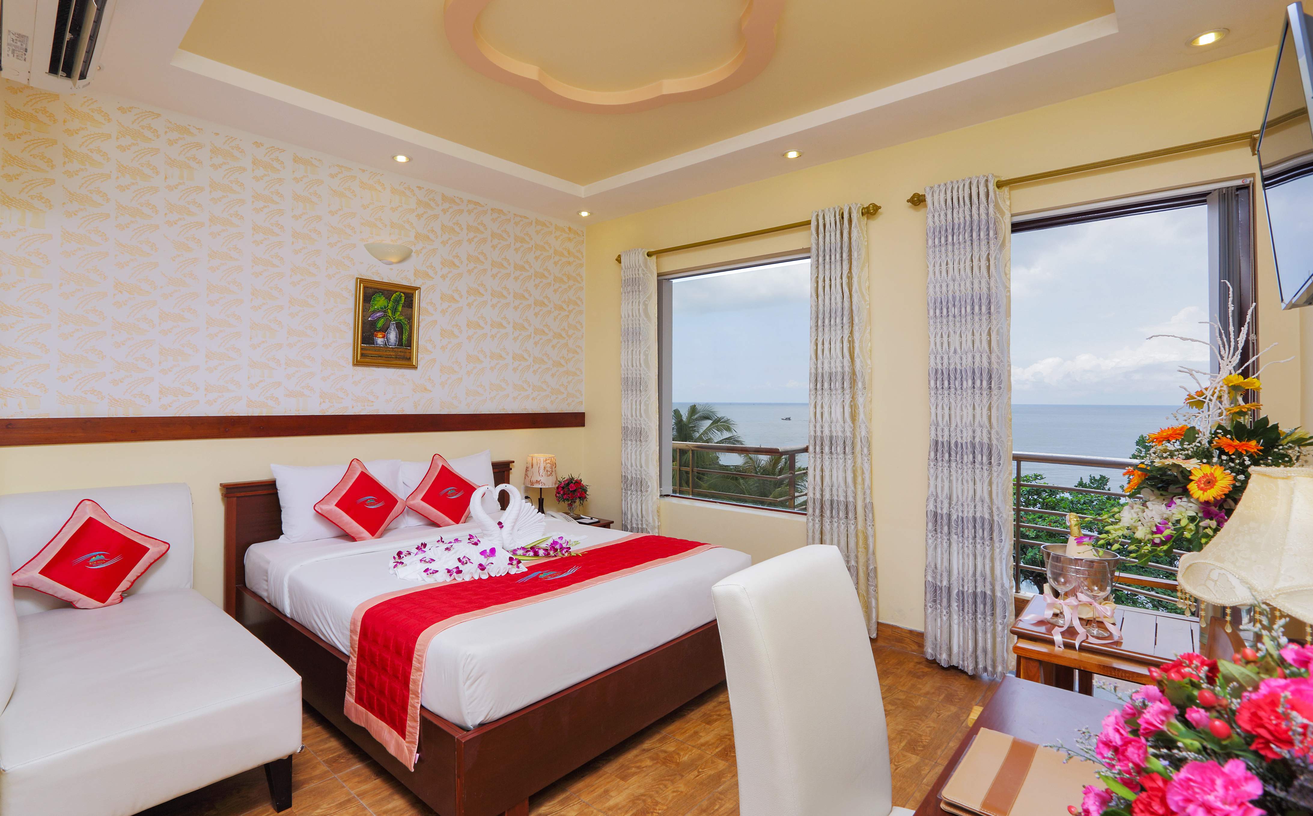 Kim Hoa Resort Over view