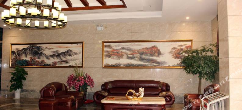 柏曼酒店(南漳水镜广场店)图片