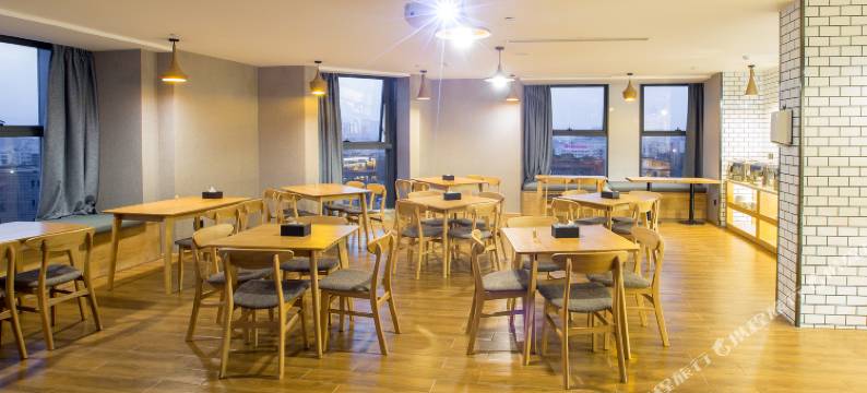 索特来文艺酒店(温州大学城店)图片