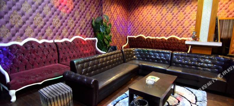 上海佘山独栋别墅轰趴图片