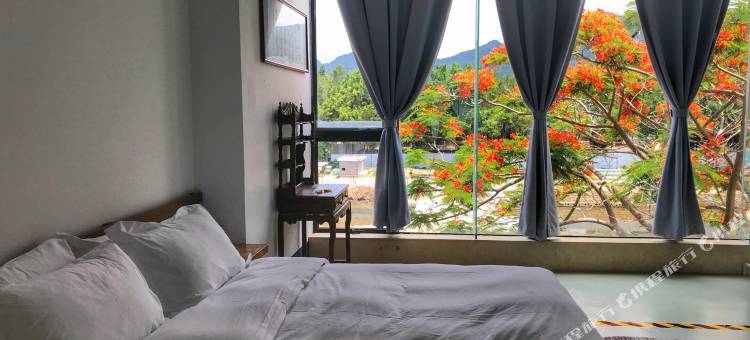 深圳较场尾牧海33客栈图片