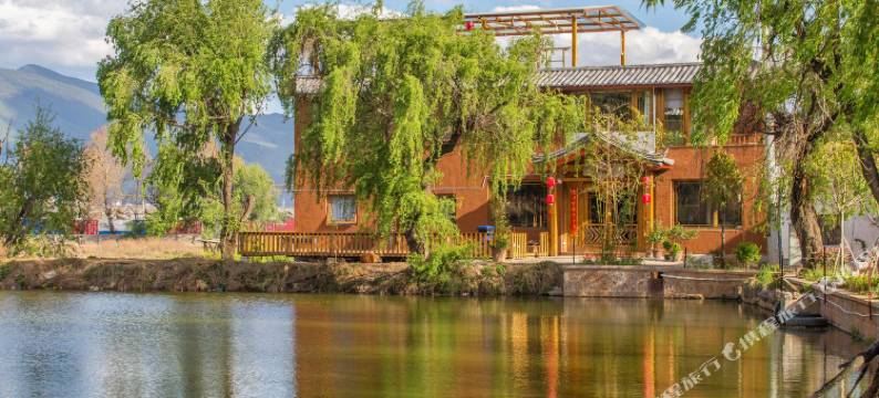 丽江九宿慢品庭院图片