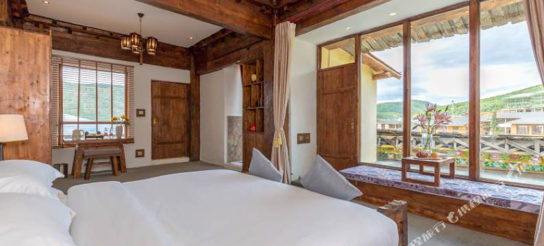 香格里拉慕博酒店(独克宗古城店)图片