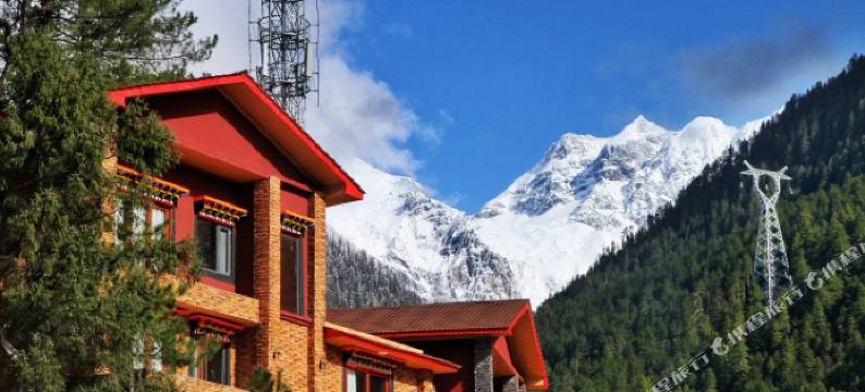 波密仁青庄园酒店图片