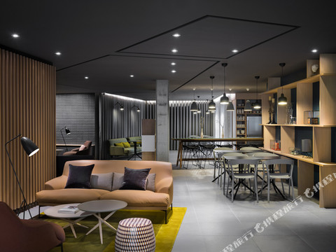 南特市中心 OKKO 酒店