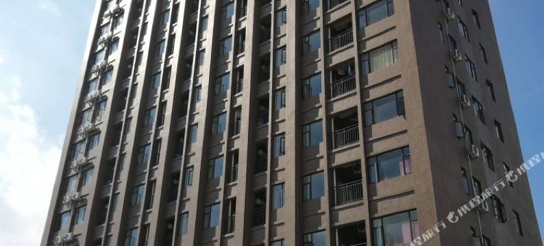 鑫联精品公寓(东莞石排汽车站店)图片