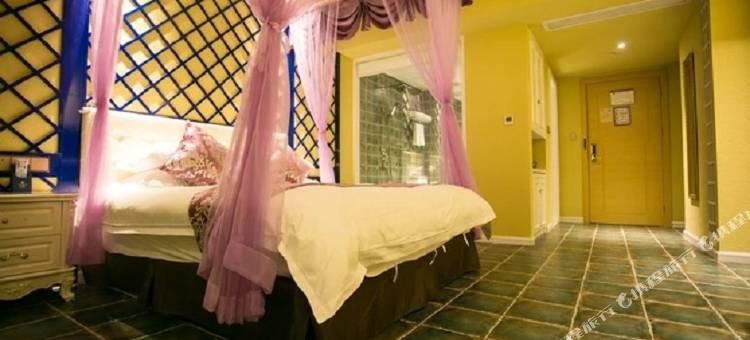 衢州天域主题酒店(吾悦广场店)图片