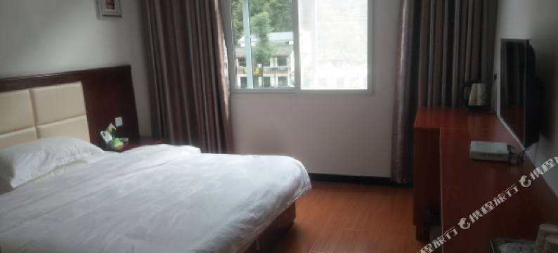 南江县光雾山镇桃园世家客栈图片