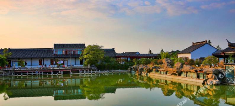 龙骏家园酒店(苏州岱湖山庄店)图片