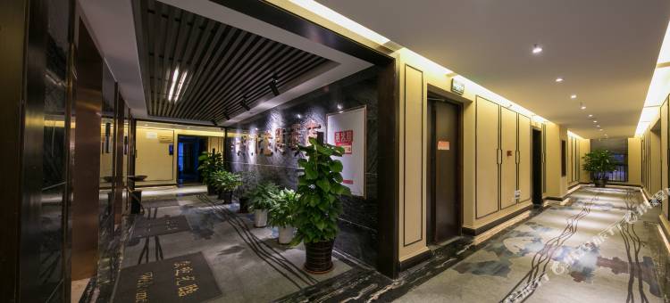 十七坊酒店(重庆江北机场店)图片