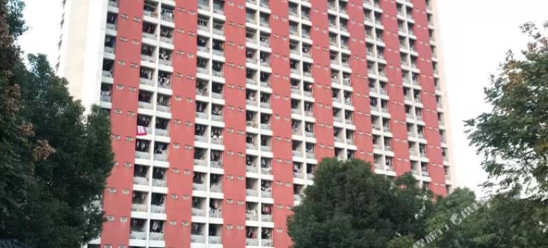 亿宝酒店(武汉工程大学流芳校区店)图片