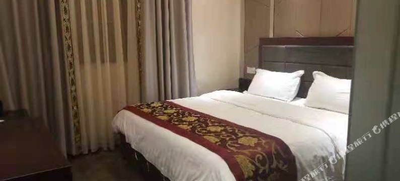 仁怀半山花语咖啡驿站图片