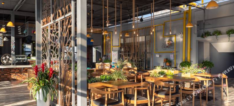 芙洛拉花园酒店(昆明呈贡斗南花市店)图片